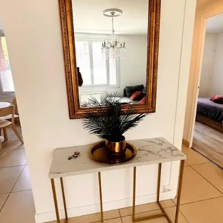 דירה Cosy 3 & Parking Prive